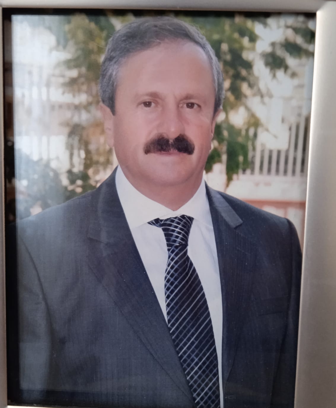 Değerli Köylümüz Hüseyin Çapar Elâzığ da tedavi gördüğü Hastanede haka yürümüş